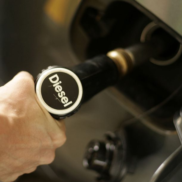 Petrobras anuncia redução de R$ 0,20 no preço do litro do diesel